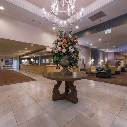 Grand Vista Hotel